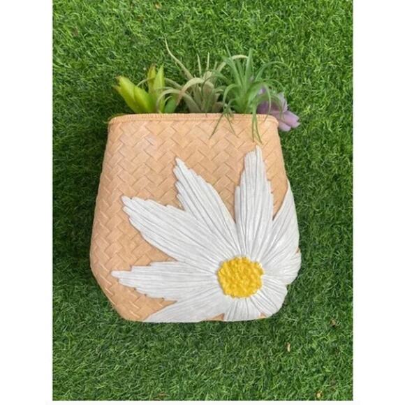 DAISY Planter Basket - White Flower Pattern Plant Holder - Picture 3 of 6